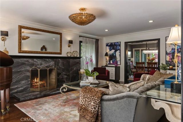 4315 Olive Avenue, Long Beach, CA 90807
