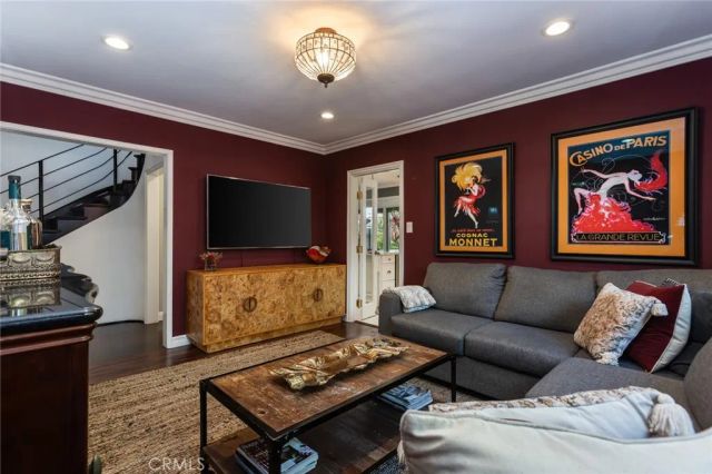 4315 Olive Avenue, Long Beach, CA 90807