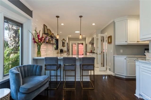 4315 Olive Avenue, Long Beach, CA 90807