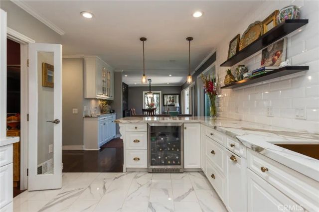 4315 Olive Avenue, Long Beach, CA 90807