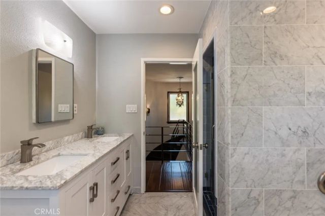 4315 Olive Avenue, Long Beach, CA 90807