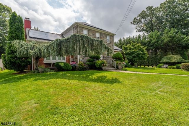 905 Salem Ave, Hillside Twp., NJ 07205