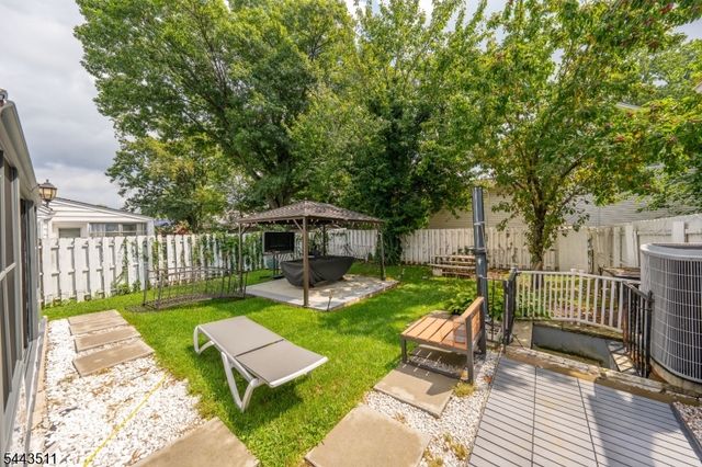 905 Salem Ave, Hillside Twp., NJ 07205