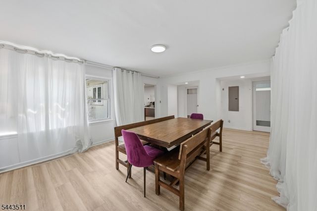 905 Salem Ave, Hillside Twp., NJ 07205