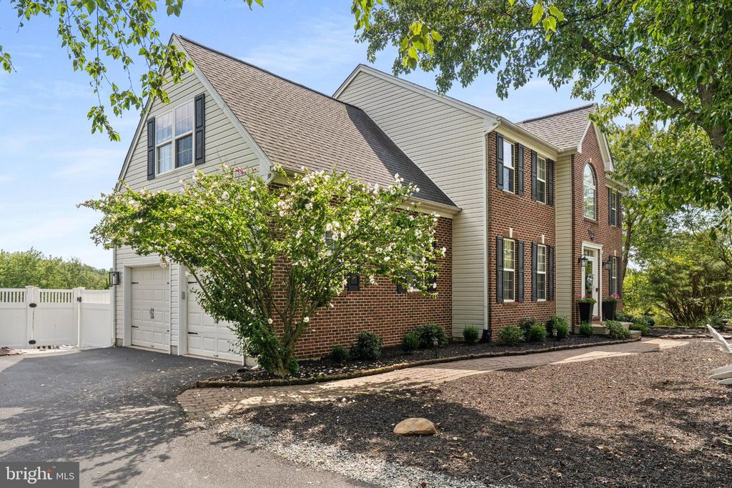 21 BOWMAN CT, ROYERSFORD, PA 19468 — photo 3