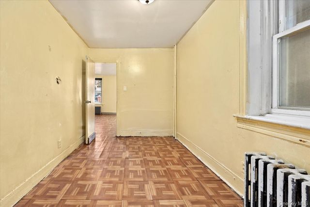 3622 37th Street, Astoria, NY 11101