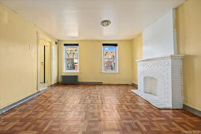 3622 37th Street, Astoria, NY 11101