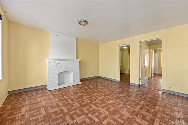 3622 37th Street, Astoria, NY 11101