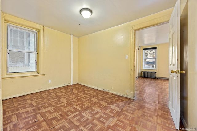 3622 37th Street, Astoria, NY 11101