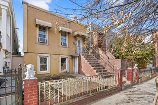 3622 37th Street, Astoria, NY 11101