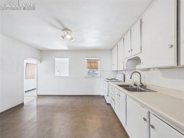 1632 E 2nd Street, Pueblo, CO 81001