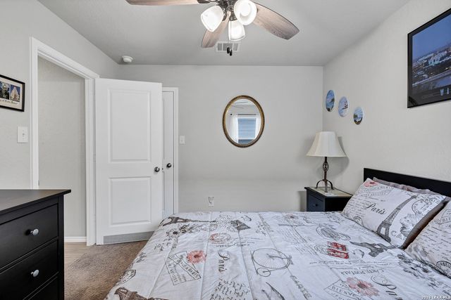 10511 Borlaug, Converse, TX 78109