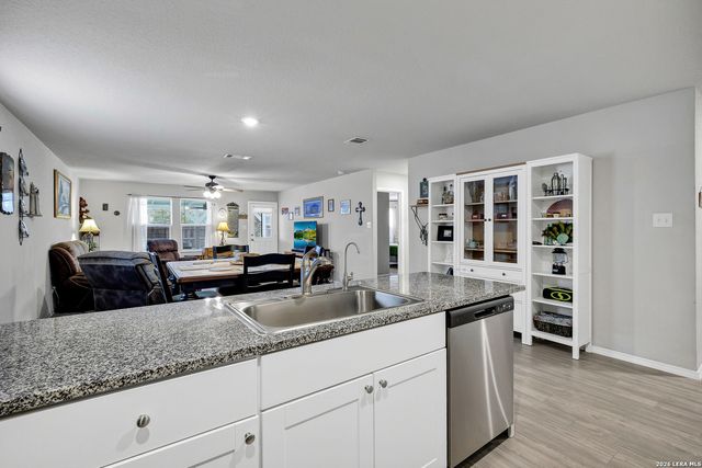 10511 Borlaug, Converse, TX 78109