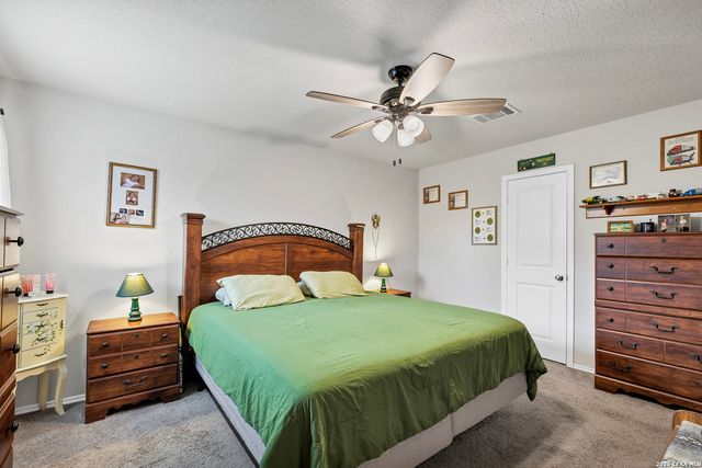 10511 Borlaug, Converse, TX 78109