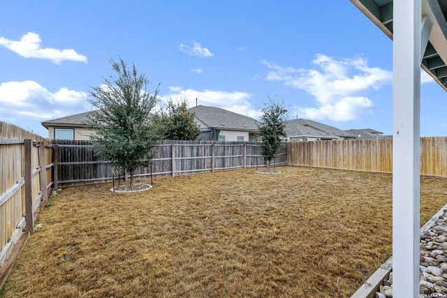 10511 Borlaug, Converse, TX 78109