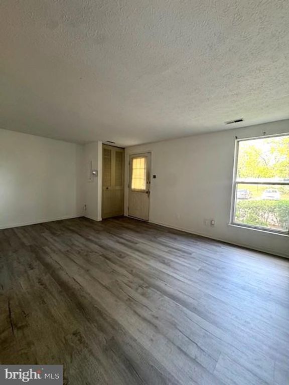 1910 GREENWOOD DR, LINDENWOLD, NJ 08021 — photo 2