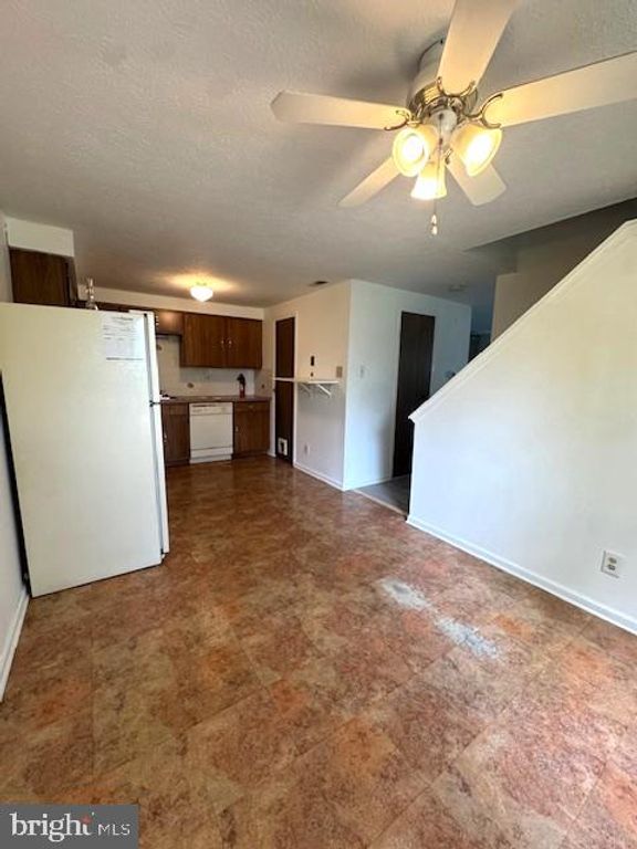 1910 GREENWOOD DR, LINDENWOLD, NJ 08021 — photo 5