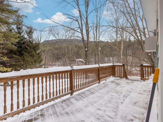 14042 Route 23, Prattsville, NY 12468