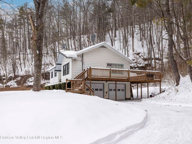 14042 Route 23, Prattsville, NY 12468