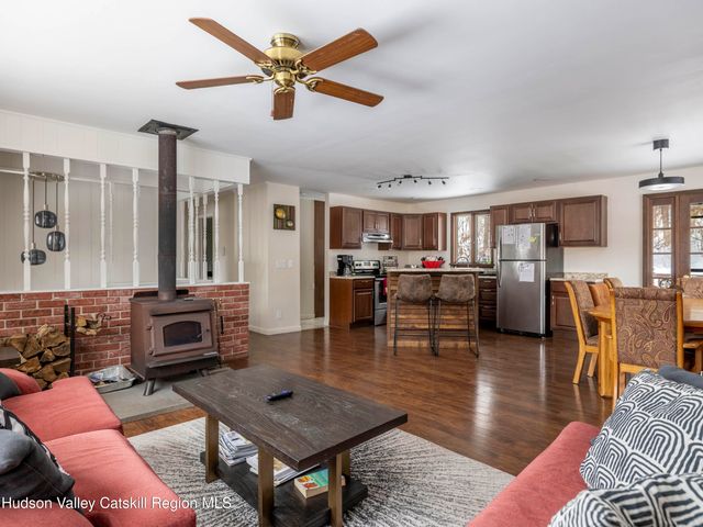 14042 Route 23, Prattsville, NY 12468