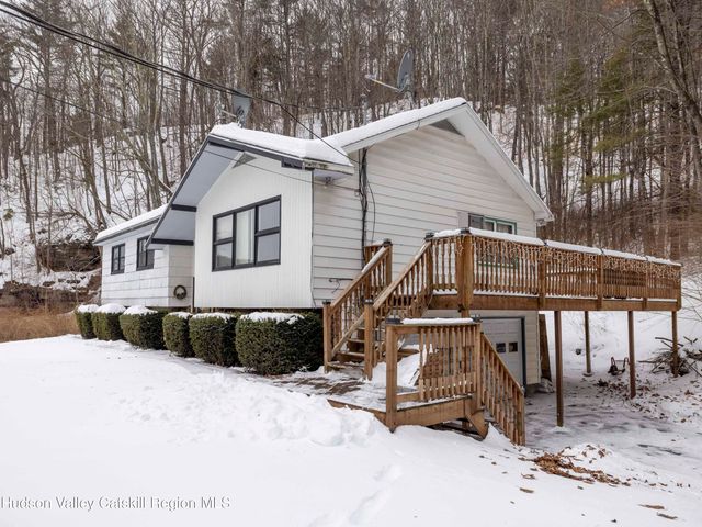 14042 Route 23, Prattsville, NY 12468