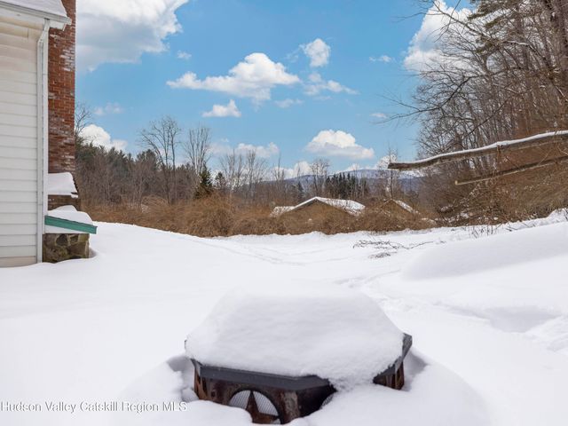 14042 Route 23, Prattsville, NY 12468