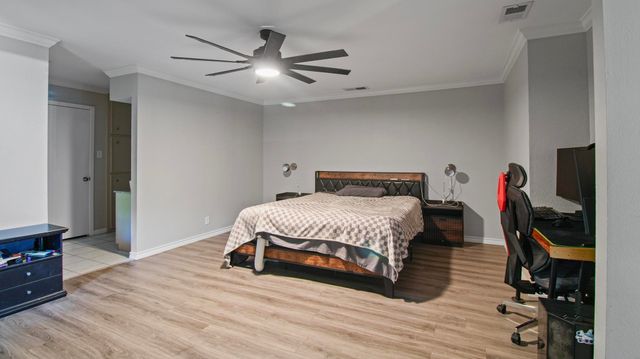 2225 Heather Ln., Tyler, TX 75703