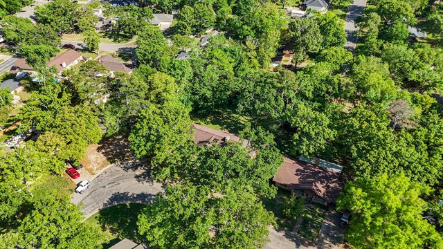2225 Heather Ln., Tyler, TX 75703