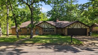 2225 Heather Ln., Tyler, TX 75703