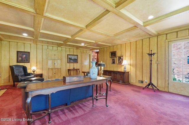 6402 Haverhill Rd, Louisville, KY 40222
