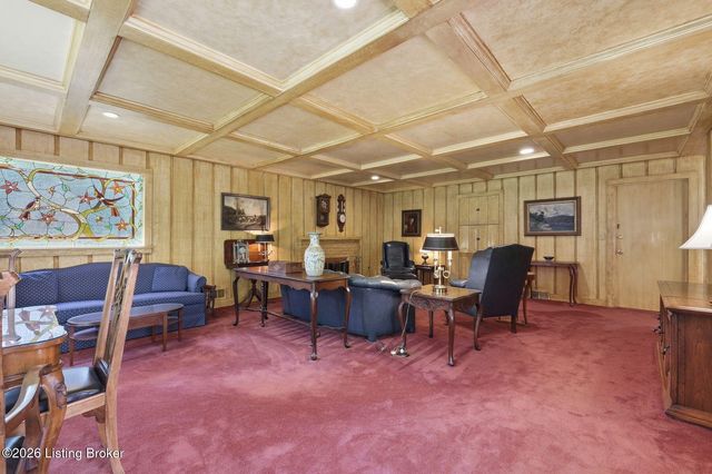 6402 Haverhill Rd, Louisville, KY 40222