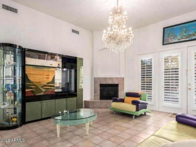 1420 E MICHELLE Drive, Phoenix, AZ 85022