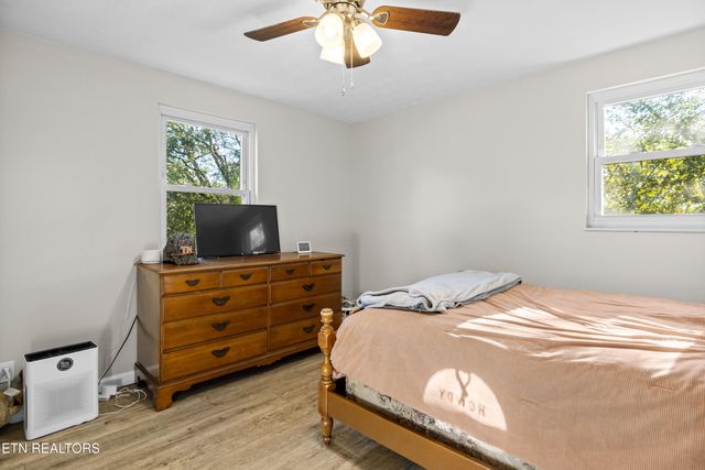 8722 Mascot Rd, Knoxville, TN 37924