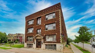 2545 Garfield Avenue 24, Minneapolis, MN 55405