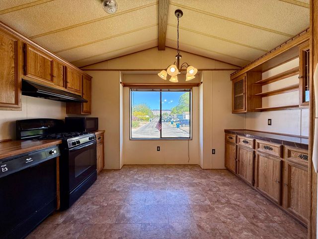 3251 E Rd Lot 33, Clifton, CO 81520