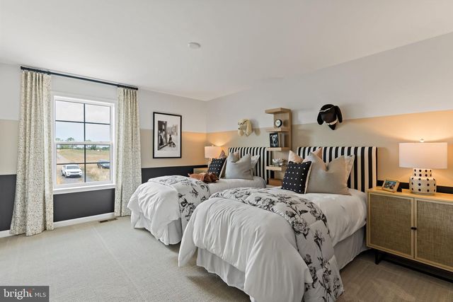 TBB OUTRIGGER RD #CARNEGIE II, Inwood, WV 25428