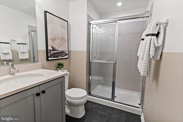 TBB OUTRIGGER RD #CARNEGIE II, Inwood, WV 25428