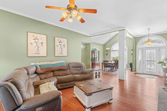 2729 N 24th Street, Ozark, MO 65721