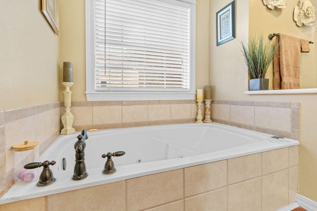 2729 N 24th Street, Ozark, MO 65721