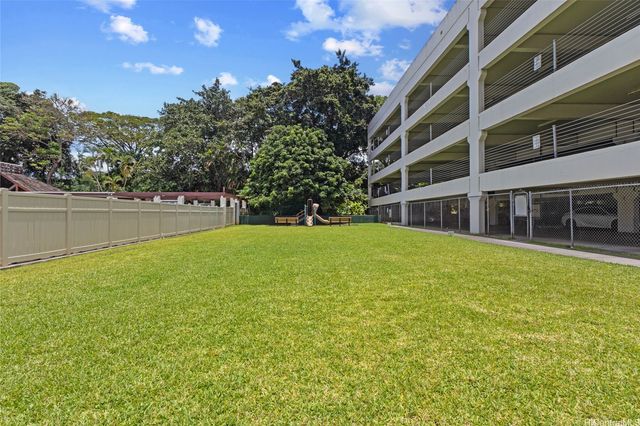98-410 Koauka Loop 4J, Aiea, HI 96701