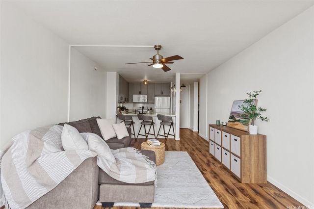 98-410 Koauka Loop 4J, Aiea, HI 96701