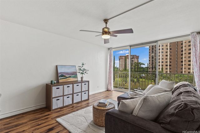 98-410 Koauka Loop 4J, Aiea, HI 96701