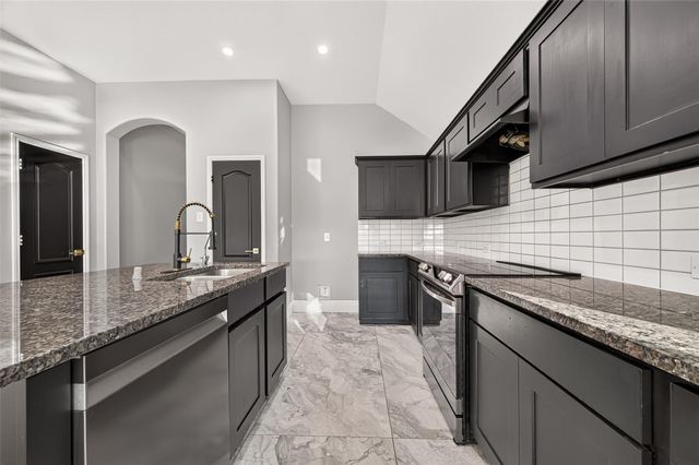12611 Providence Cove Court, Houston, TX 77086