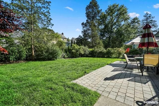 14 Ramsey Terrace, Fair Lawn, NJ 07410