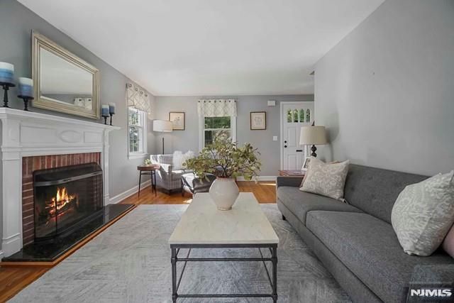 14 Ramsey Terrace, Fair Lawn, NJ 07410