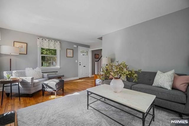 14 Ramsey Terrace, Fair Lawn, NJ 07410