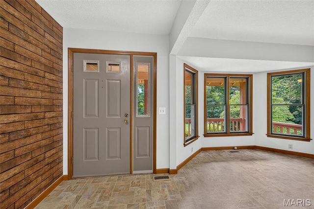 85 Mar Len Drive, Defiance, MO 63341