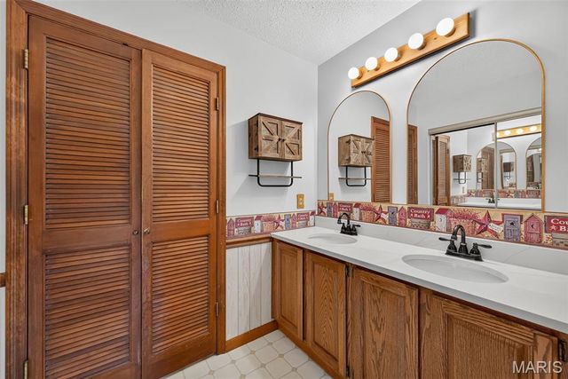 85 Mar Len Drive, Defiance, MO 63341