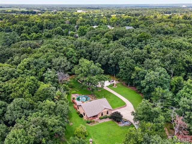85 Mar Len Drive, Defiance, MO 63341