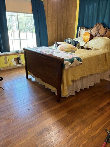 1239 Fm 1160 Road, Louise, TX 77455